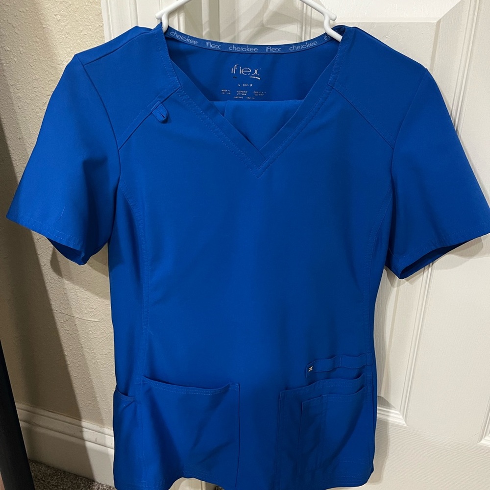Women's medical scrub top and pants “Cherokee I flex” in blue